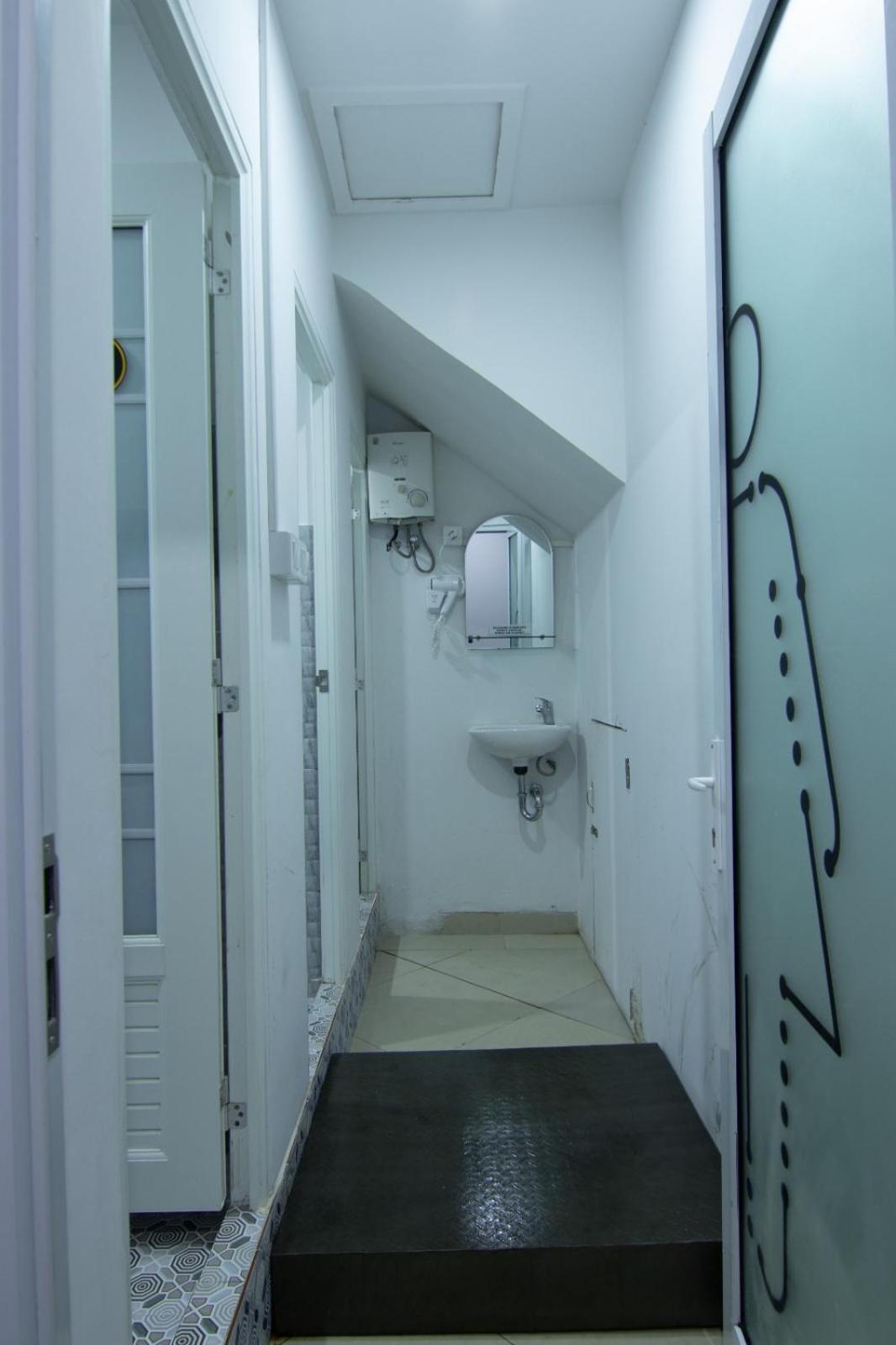 Kareem Syariah Hostel Bukittinggi Kültér fotó